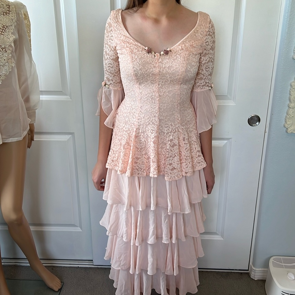 Vtg 90s Eletra Casadei peach tiered fairy lace dress 10 M Renaissance coquette